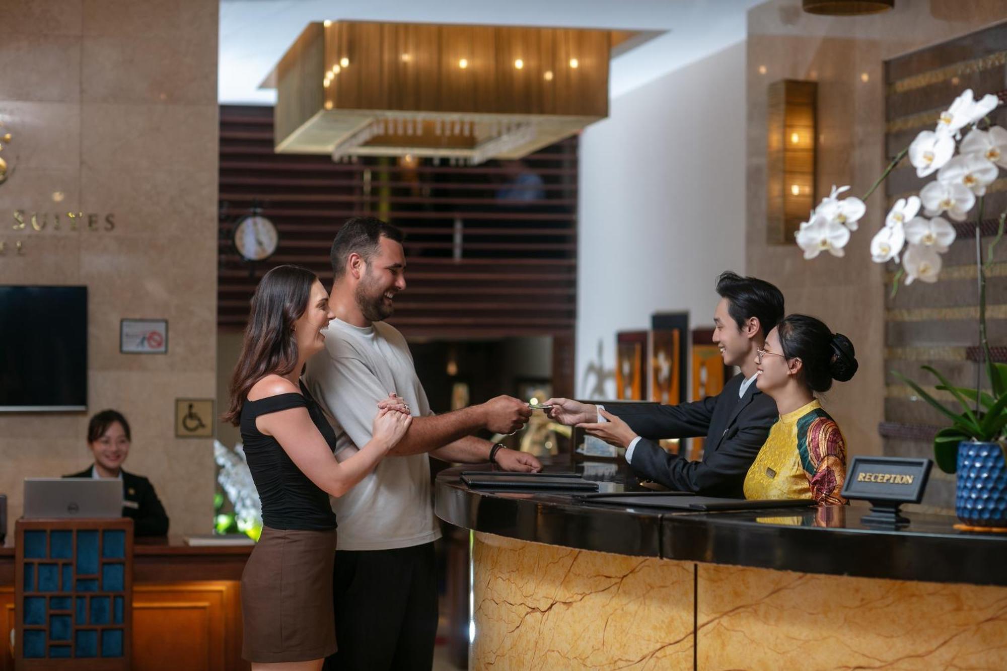 Oriental Suites Hotel & Spa Hanoi Eksteriør billede